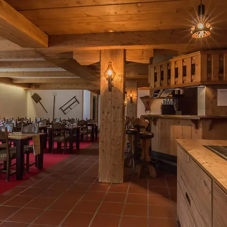 Hotel Ambiente Mountain Style 3*